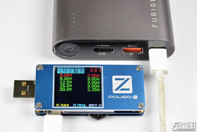 iWALK F20P (20000mAh) PD快充移动电源拆解评测