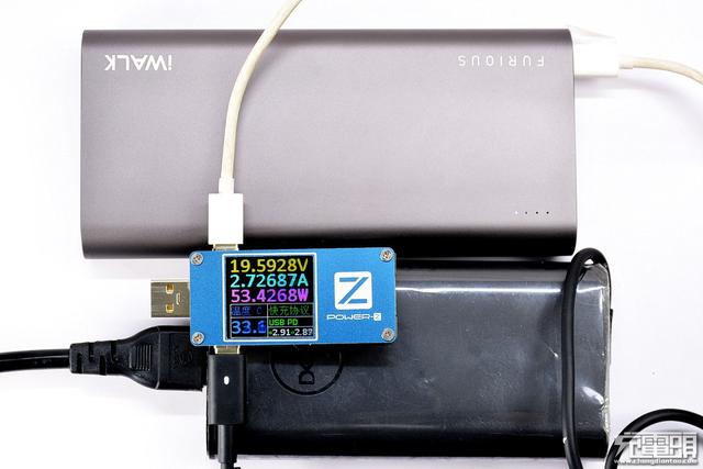iWALK F20P (20000mAh) PD快充移动电源拆解评测