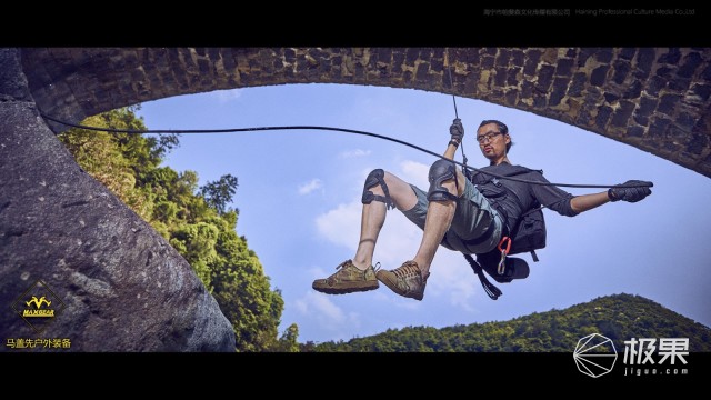 春夏季节户外运动不惧湿身，马盖先风速战术T恤体验