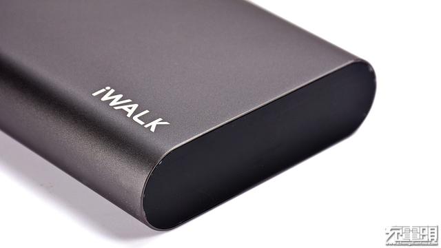 iWALK F20P (20000mAh) PD快充移动电源拆解评测