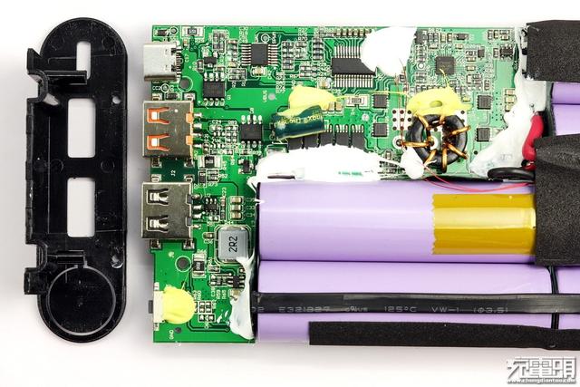 iWALK F20P (20000mAh) PD快充移动电源拆解评测