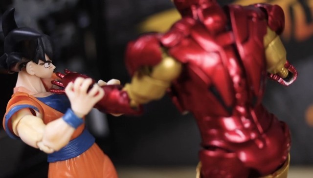 终极彩蛋：孙悟空VS钢铁侠即将开战 
