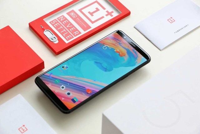 别只看全面屏 换新机你还需要了解这些事 