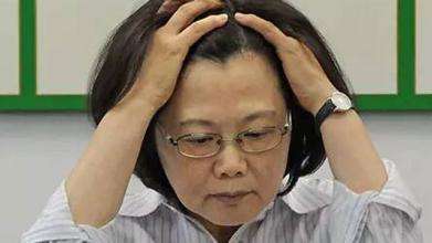 嗷夜|一个月内两国与台 断交 ,台 友邦 只剩18个