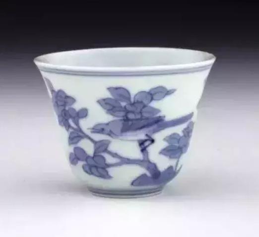 瓷中瑰宝------灵秀典雅的成化青花