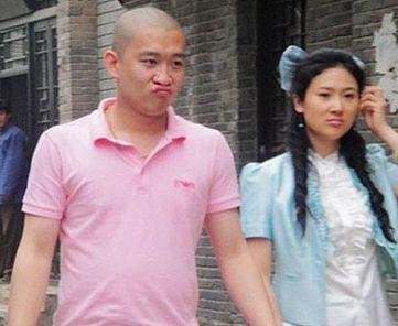 相声界最帅的男演员曹云金 喜得千金后首登《