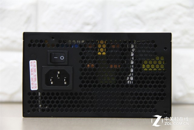硬件衙门:金牌电源亲民和性能兼得吗?