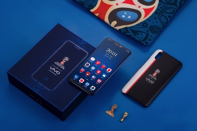 X21世界杯版典藏蓝真机 颜值情怀都满分