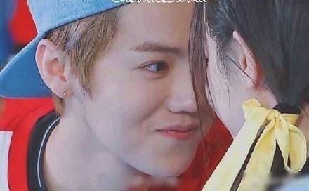 鹿晗、迪丽热巴同代言!阿迪达斯给你少年派的