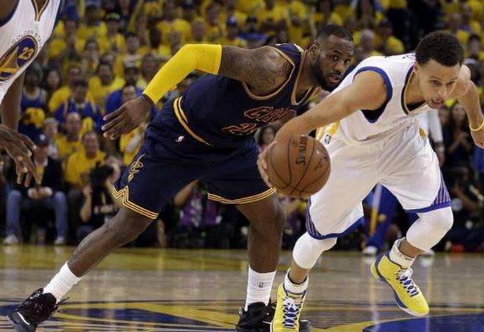 134分100板9帽,火箭旧将联手内线铁塔轰动NB