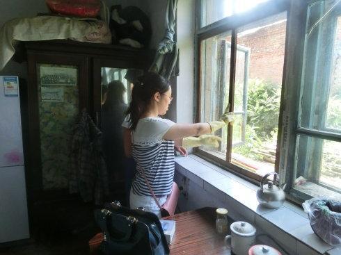 家里灰尘多天天打扫特麻烦?分享一些清洁小窍