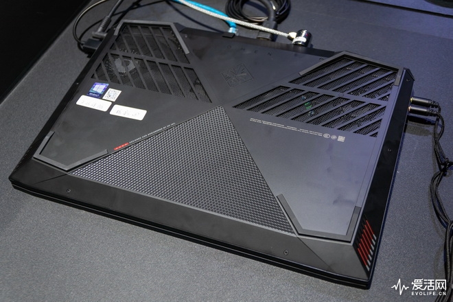 HP暗影精灵4代游戏本出阵 再带玩家从开始平