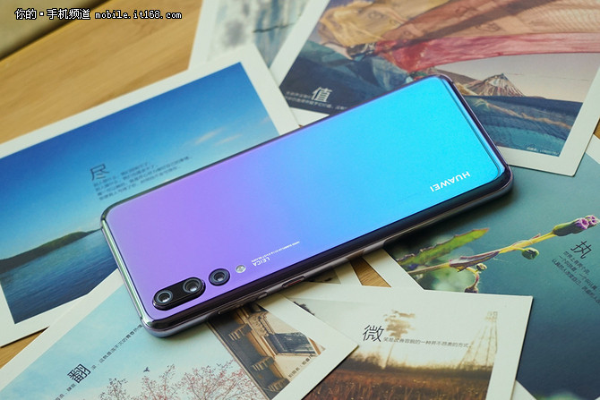 索尼Xperia XZ2领衔 炎炎夏日哪些新机该买