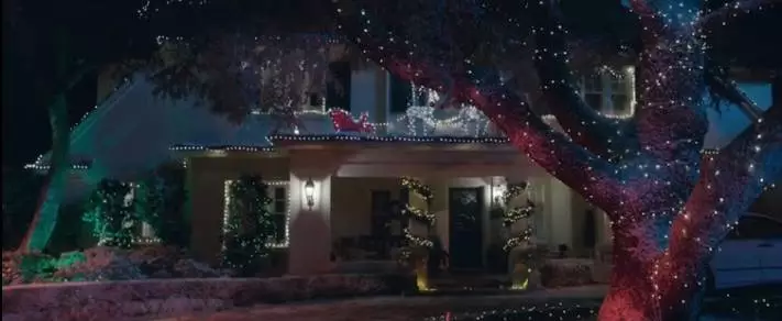 2017年美国恐怖惊悚电影《安全邻域》,熊孩子