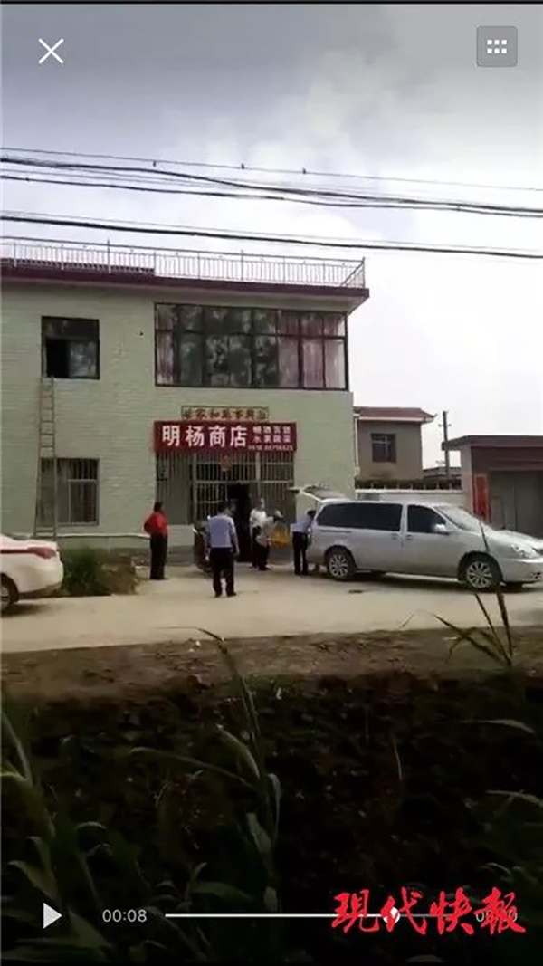 连云港高三女生因家庭矛盾被后妈掐死，案犯逃亡5天后被抓