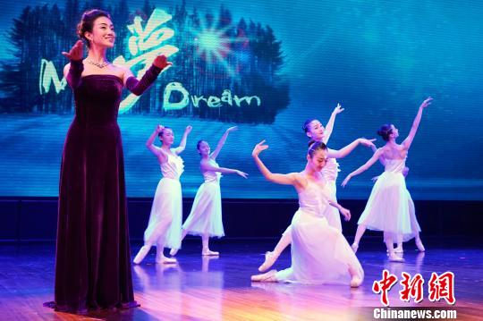 中国残联在重庆开启“共享芬芳”巡演展览活动
