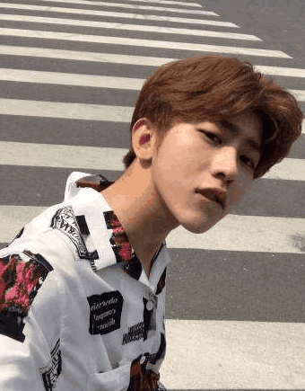 蔡徐坤删微博上热搜, 只因提到娜姐? 知道真相