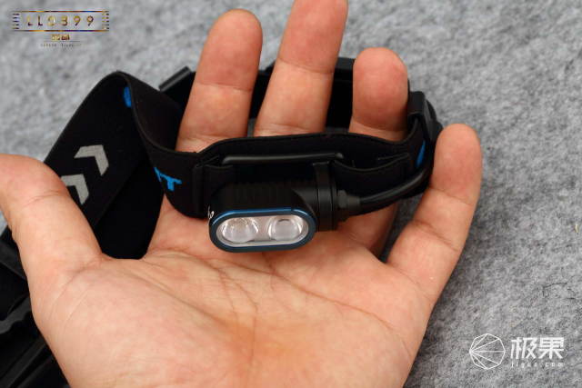 轻便小巧又防水的头灯我的夜跑专属利器—OLIGHTHS2头灯评测