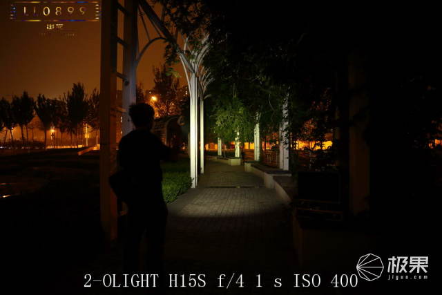 轻便小巧又防水的头灯我的夜跑专属利器—OLIGHTHS2头灯评测