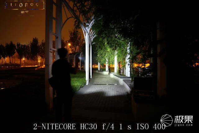 轻便小巧又防水的头灯我的夜跑专属利器—OLIGHTHS2头灯评测