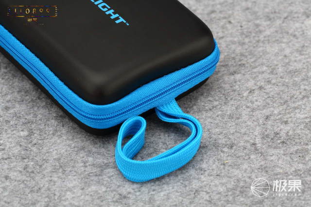 轻便小巧又防水的头灯我的夜跑专属利器—OLIGHTHS2头灯评测