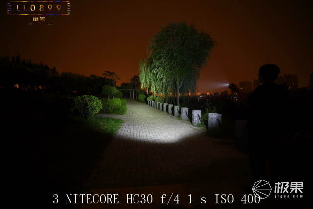 轻便小巧又防水的头灯我的夜跑专属利器—OLIGHTHS2头灯评测