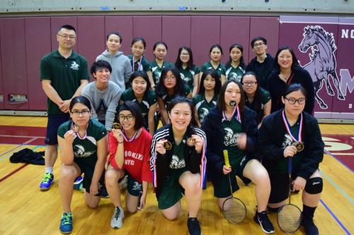 美伊州高中队参与羽毛球赛事夺季军 队员八成为华裔