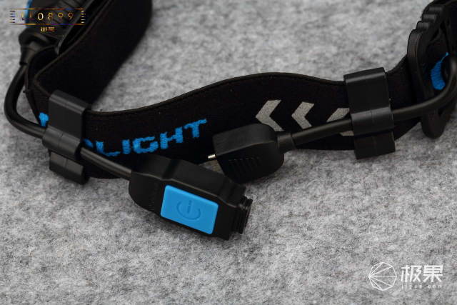 轻便小巧又防水的头灯我的夜跑专属利器—OLIGHTHS2头灯评测