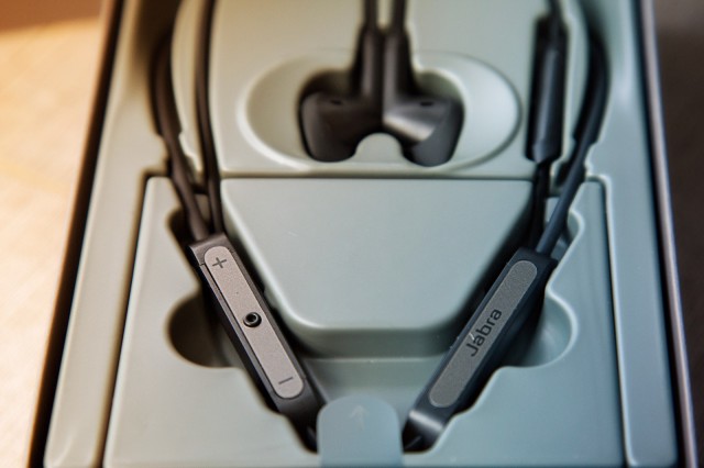 捷波朗Elite 45e评测:中端运动耳机性价比之选