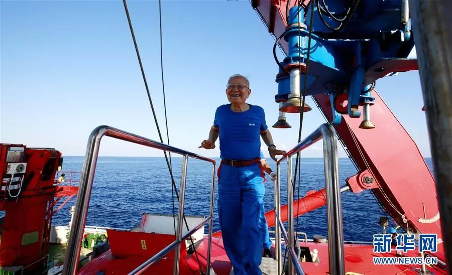 南海深潛1400米，82歲老院士帶回神奇發現(組圖)