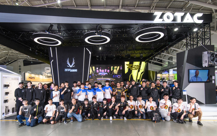 台北电脑展 索泰现场打比赛 还亮出炫酷新机