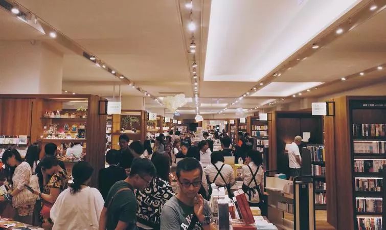 台湾诚品也要开始卖生鲜，它离卖书越来越远了吗？