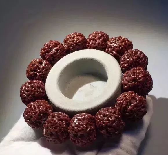 500000元的金刚菩提，你玩的起吗？_凤凰网时尚_凤凰网