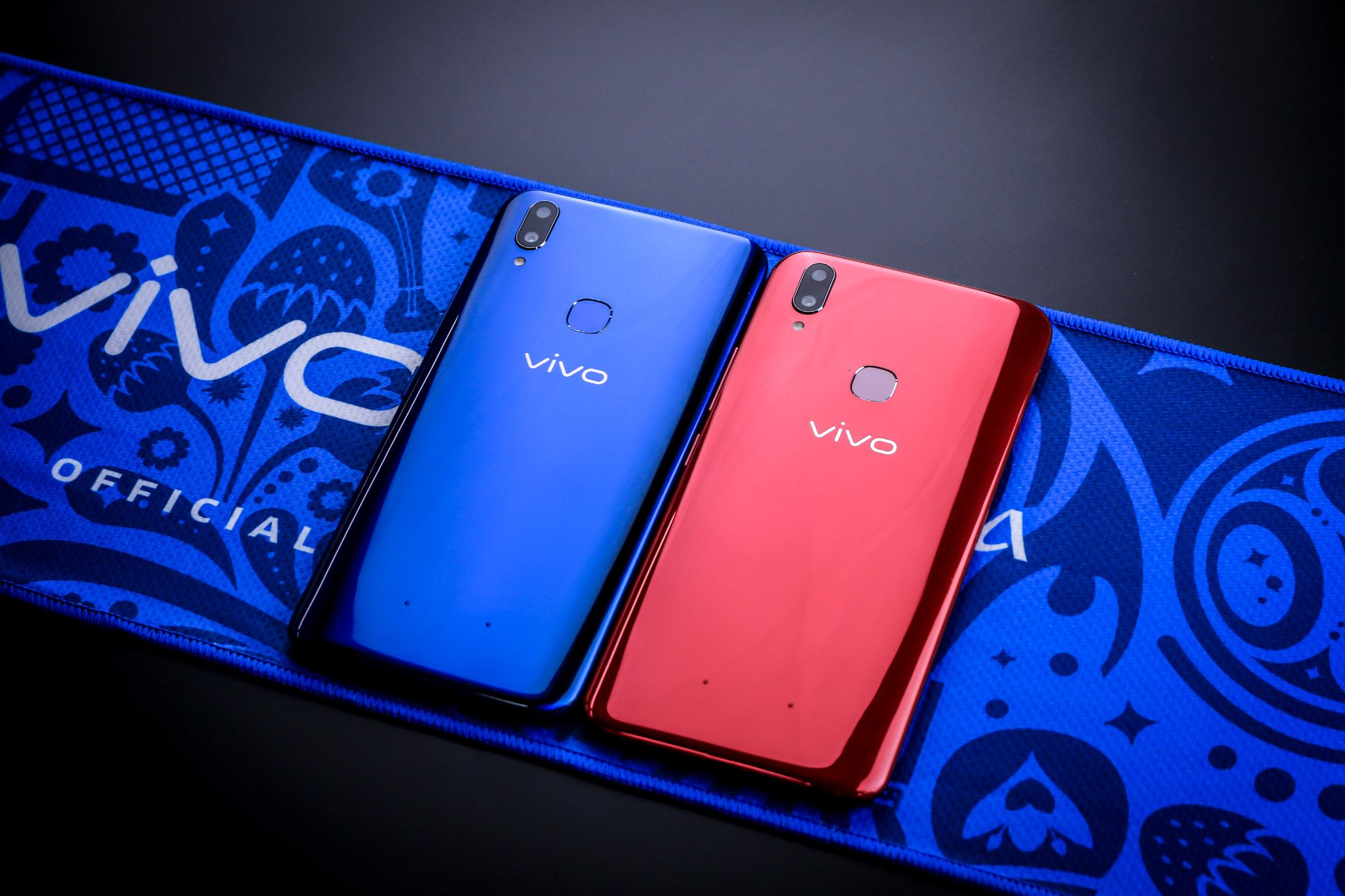 配置设计以下犯上 vivo Z1精美图赏