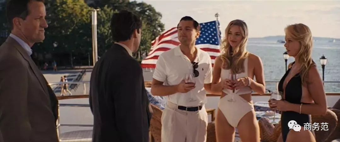 崔永元戴Armani帽子穿Polo开战,为啥厉害男人