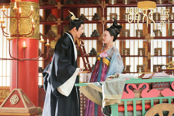 汪东城古装剧《萌妃驾到》开播 霸道皇帝引燃