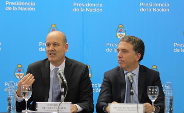 阿根廷与国际货币基金组织达成500亿美元贷款协议