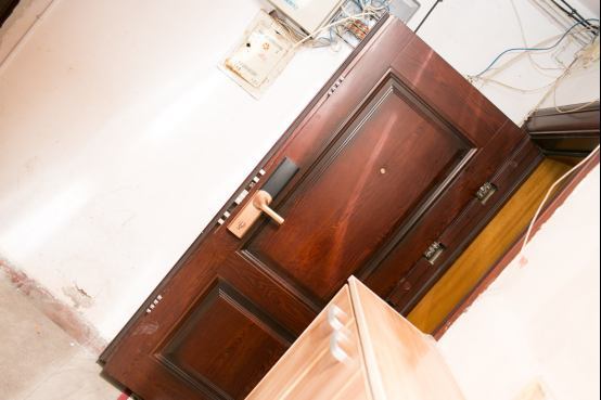 德施曼T86指纹锁体验，老人家出门不再担心忘带钥匙