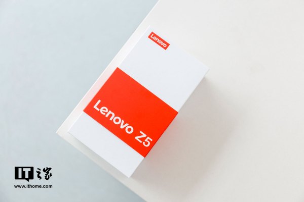 【IT之家评测室】联想Z5开箱图赏:双面玻璃,90