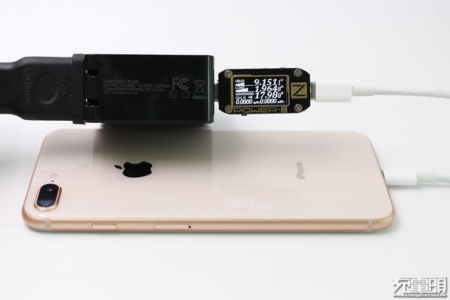 充电器头30w A650E95AAF8F7A3AFD1117FF0268D0F4B4D3AF8C5_size16_w640_h427.jpeg