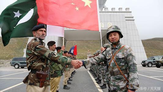 中巴边境不设防亲如一家!