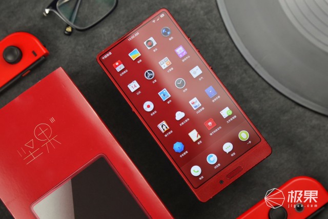 千元机也可以很精致 坚果手机3评测