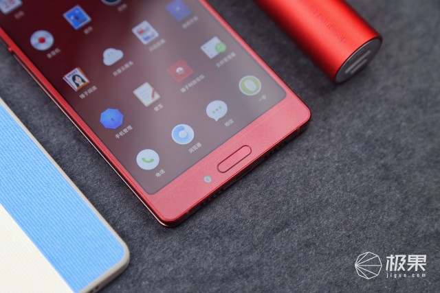 千元机也可以很精致 坚果手机3评测