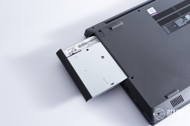 Lenovo联想扬天V330体验，一台主打性价比的商务本