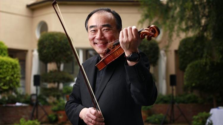 美国华裔小提琴家林昭亮华丽退出夏日音乐节