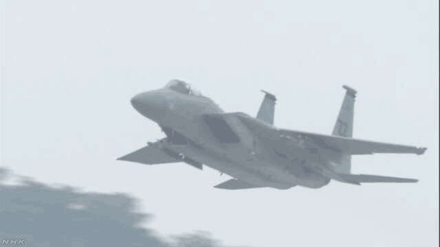 驻日美军F-15战机恢复飞行 距离冲绳坠海事故发生仅两天