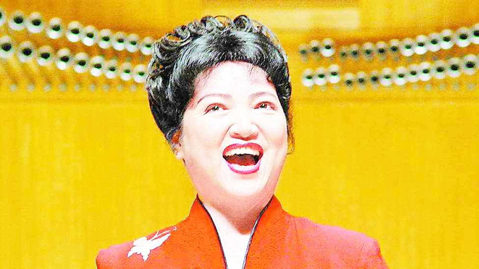 耿莲凤《毛主席派人来》，歌词热情洋溢，旋律欢快流畅