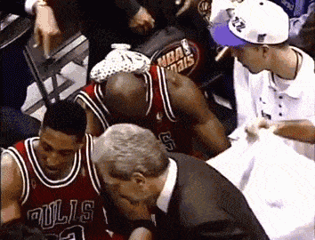 好的队友也是精神支持皮蓬这样讲过:他从来没有见到乔丹病的那么严重