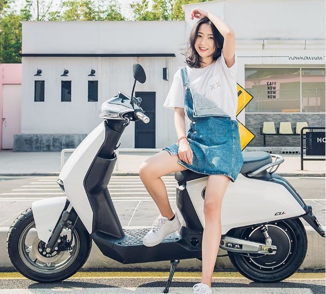 避开拥堵尴尬 网红款通勤电动车带你飞