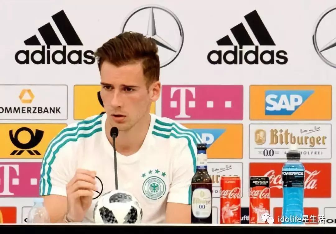 世界杯最帅球星图鉴了解一下:反差萌+球场小精